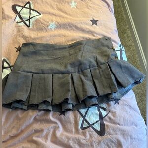Gray Pleated Women's Skirt